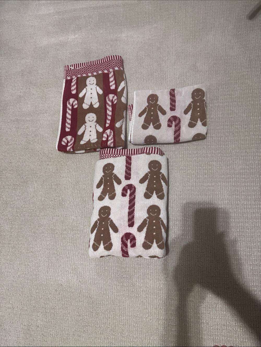 Christmas Pottery Barn bathroom towel set.